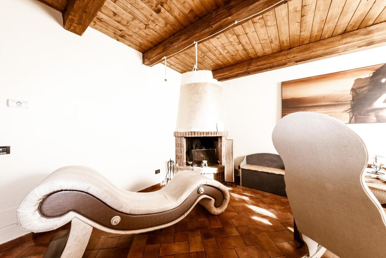 Bed and Breakfast Il Nido D'Amore - Lorenzana Colombaie Екстер'єр фото