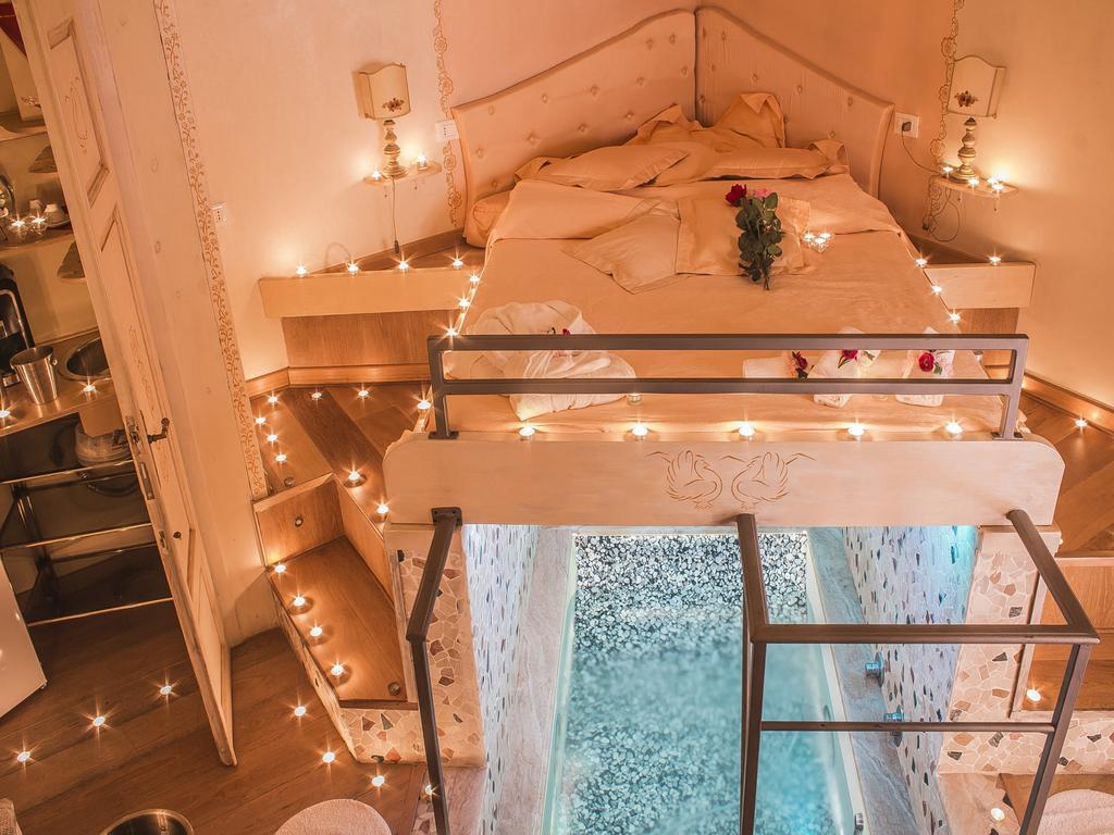 Bed and Breakfast Il Nido D'Amore - Lorenzana Colombaie Екстер'єр фото